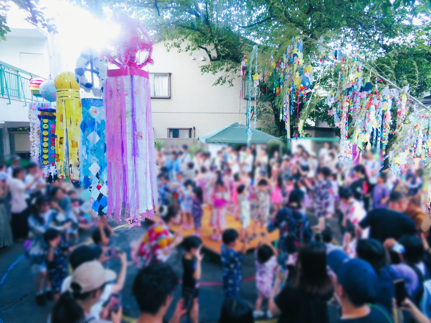 七夕夏祭りを楽しむ子どもたち